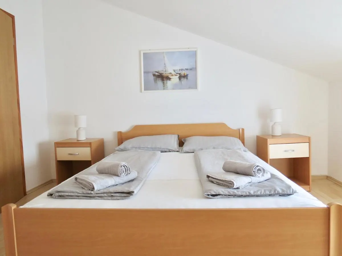 פונטנה Apartments Ljubica Veilchen