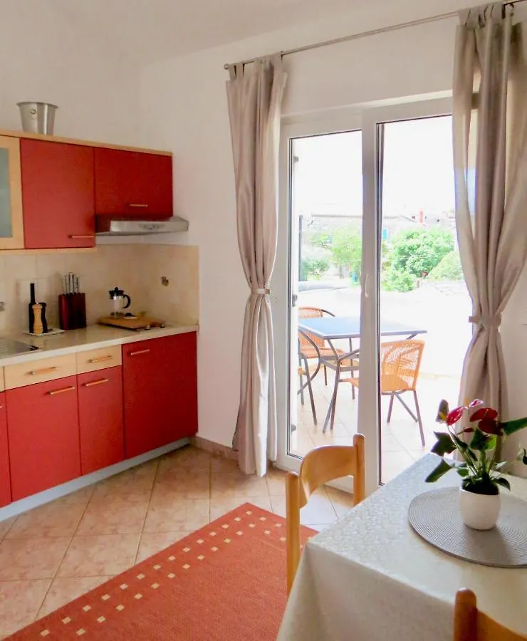 פונטנה Apartments Ljubica Veilchen 0*,  קרואטיה